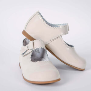 Sapatos Bege em Verniz com Velcro-TNY Shoes
